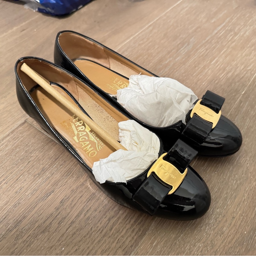 Salvatore Ferragamo Classic Low-Heel Pumps